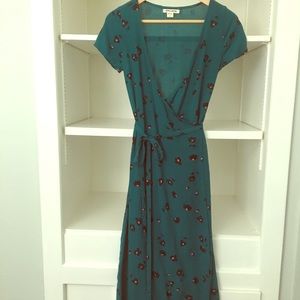 Billabong midi length wrap dress